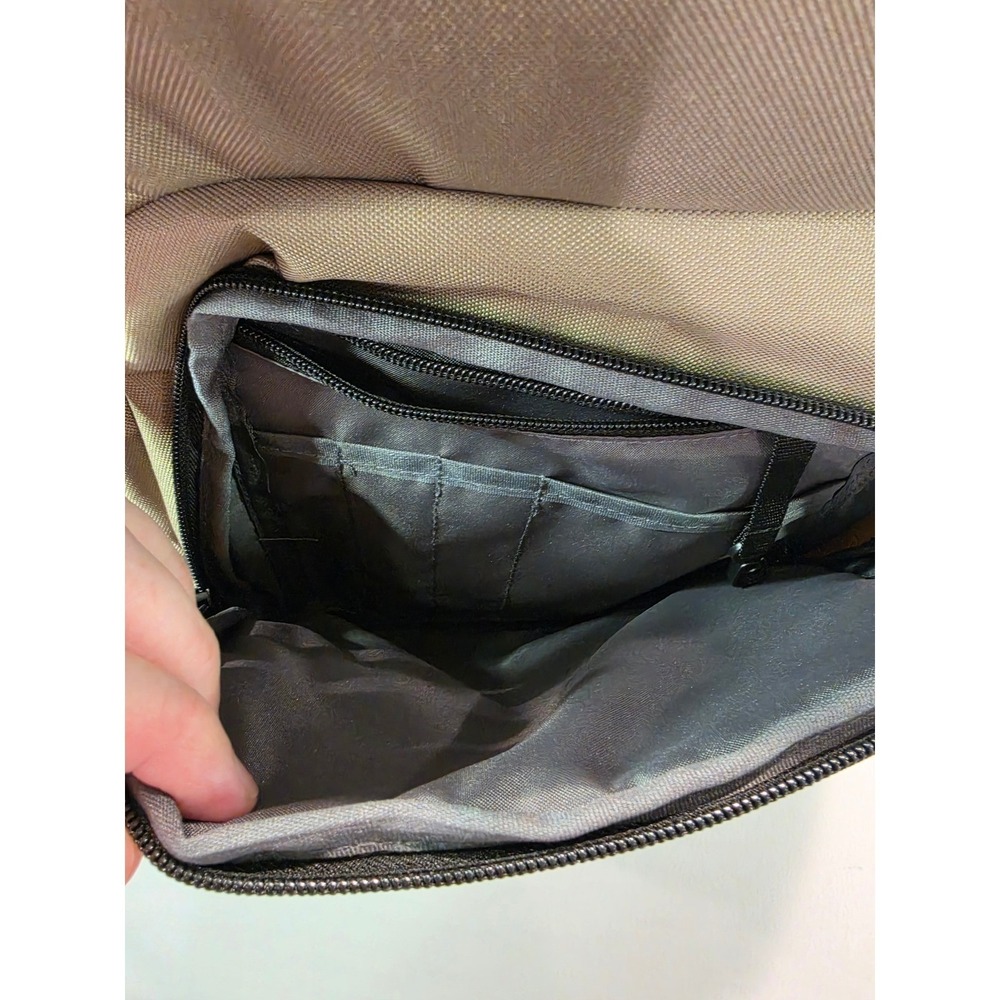 Volcom Variable Backpack Dark Khaki D6532512 Padded Laptop Sleeve New - Picture 7 of 7